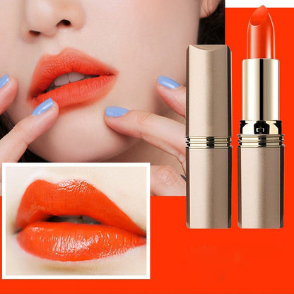 Hydraterende matte lippenstift zonder conserveringsmiddelen